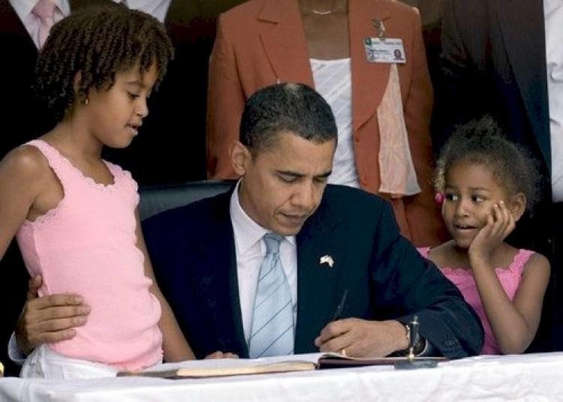 President's Daughter Twerking