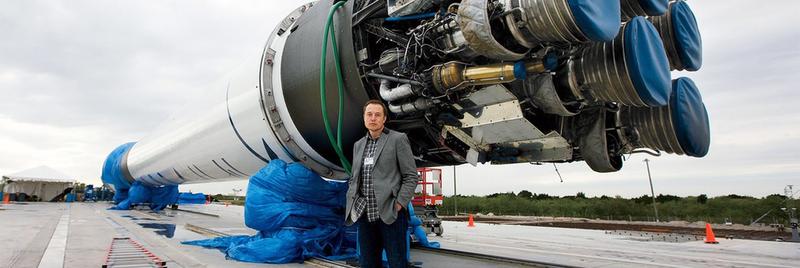 Elon Musk Reveals The Rocket That Will Fly To The Moon And Mars