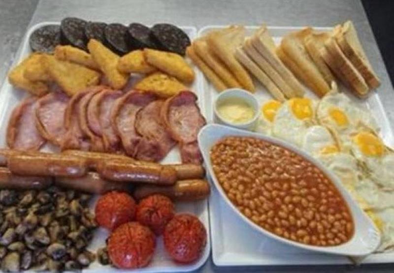 nobody-has-finished-this-65-item-full-breakfast-challenge