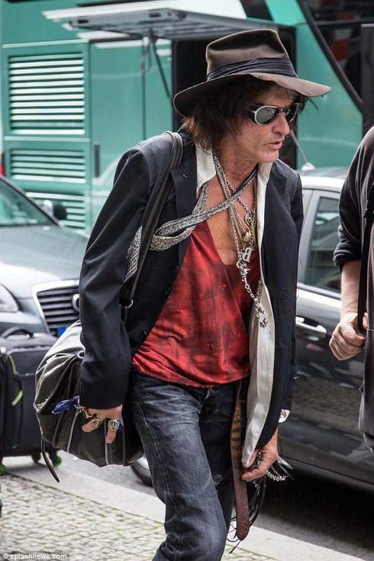 Johnny Depp Appears Shockingly Thin As He Greeted Fans In Berlin